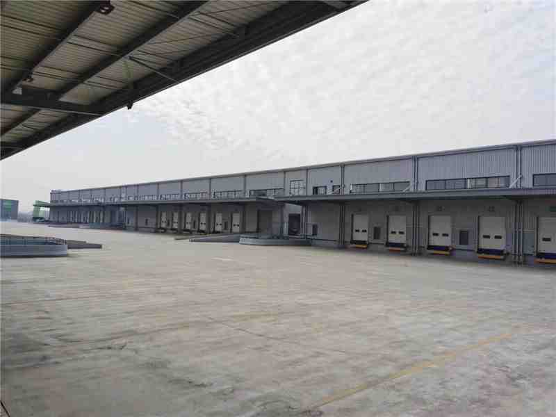 出租松江工业区独门独院12000平米单层高标仓库