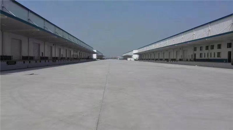 浦东新区10000平方米单层仓库20亩水泥场地出租