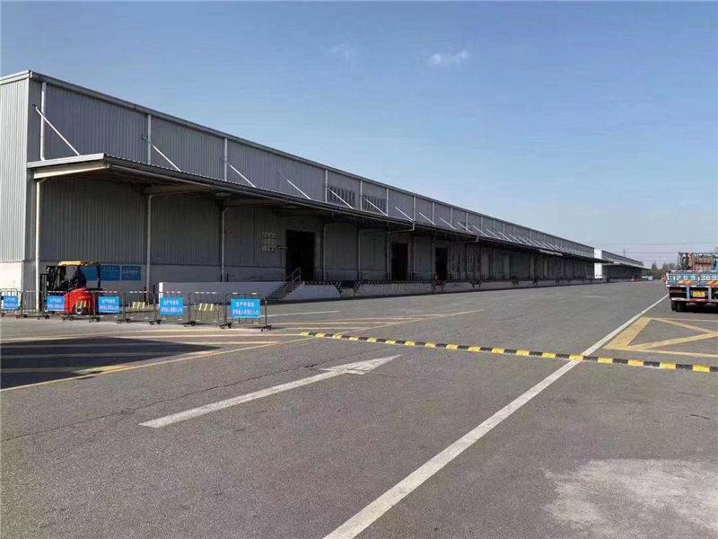 浦东临港新片区仓库出租55000平高平台丙二类分租自由可短租