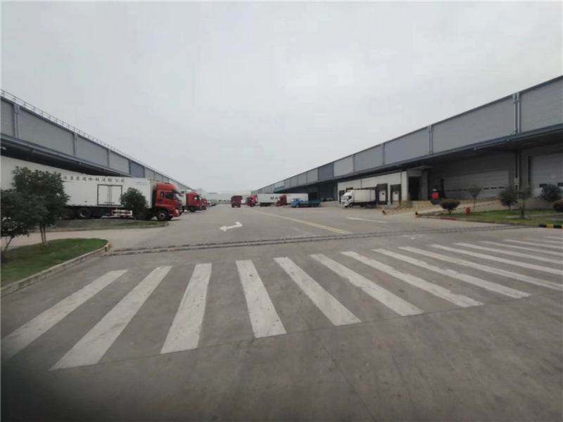 外高桥高平台仓库出租面积1万平带月台喷淋适合仓储物流