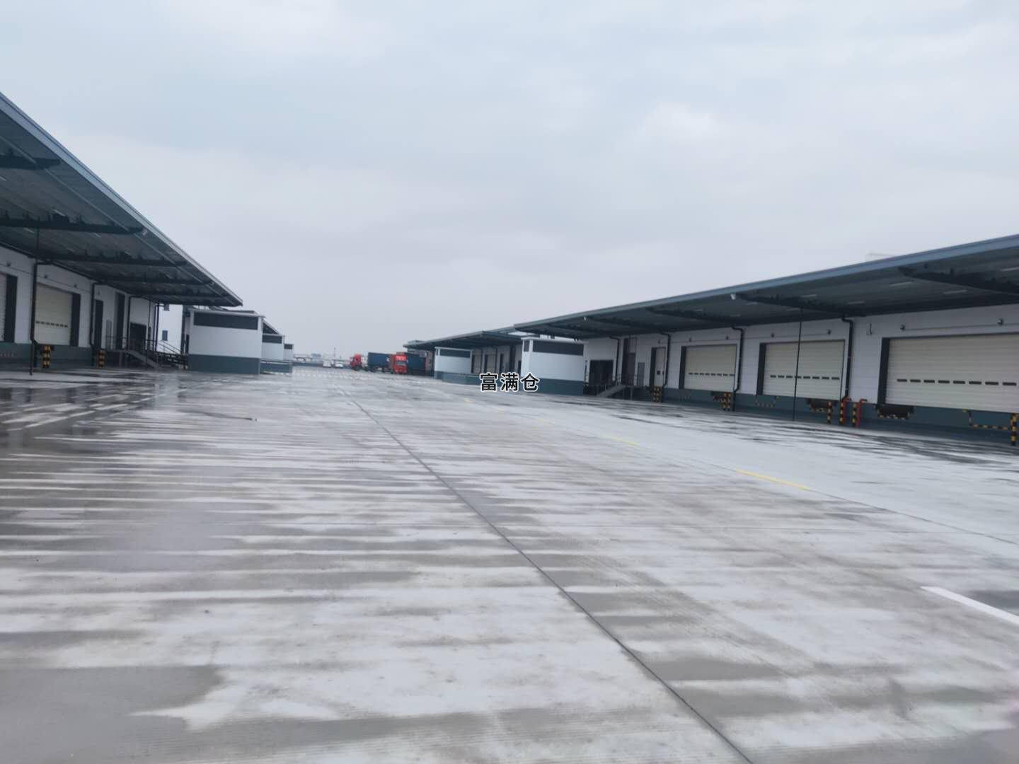 上海宝山独门独院高平台仓库出租60000平方丙二类消防