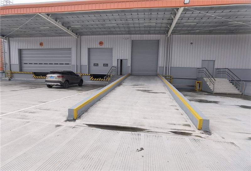 临港厂房仓库出租40000平高10米带喷淋适合物流仓储
