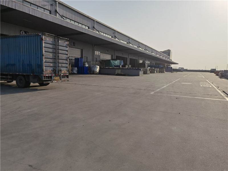 浦东新区物流仓库出租5000平米高10米双边卸货平台适合物流仓储