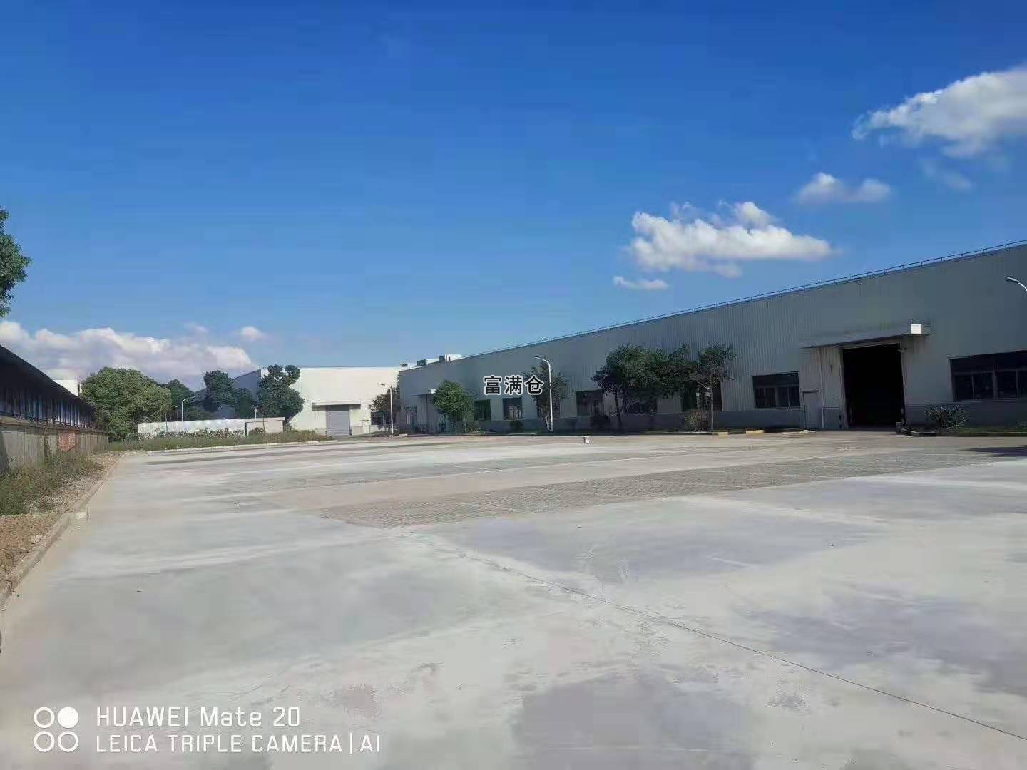 浦东祝桥仓库出租8000平高12米环氧地坪