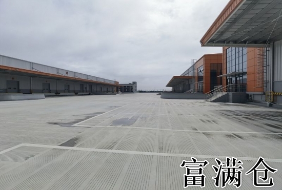 浦东临港海运仓库出租1.2万平高10米场地1万平